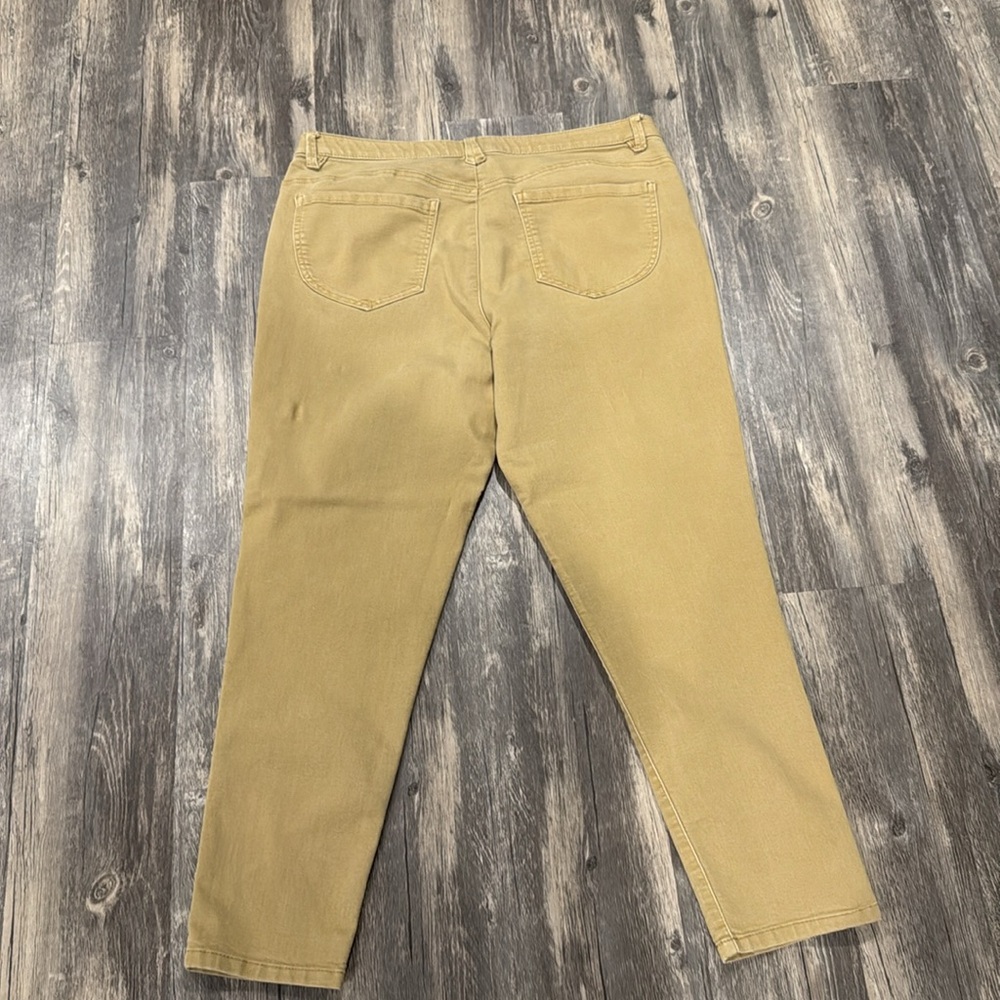 Democracy Tan Ankle Crop Pants - Picture 5 of 9